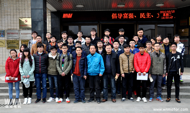 安工大在公司作畢業(yè)設計，在皖南電機合影留念