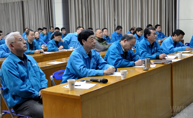 董事長陳根喜、總經(jīng)理陳學(xué)鋒等公司高層出席論壇